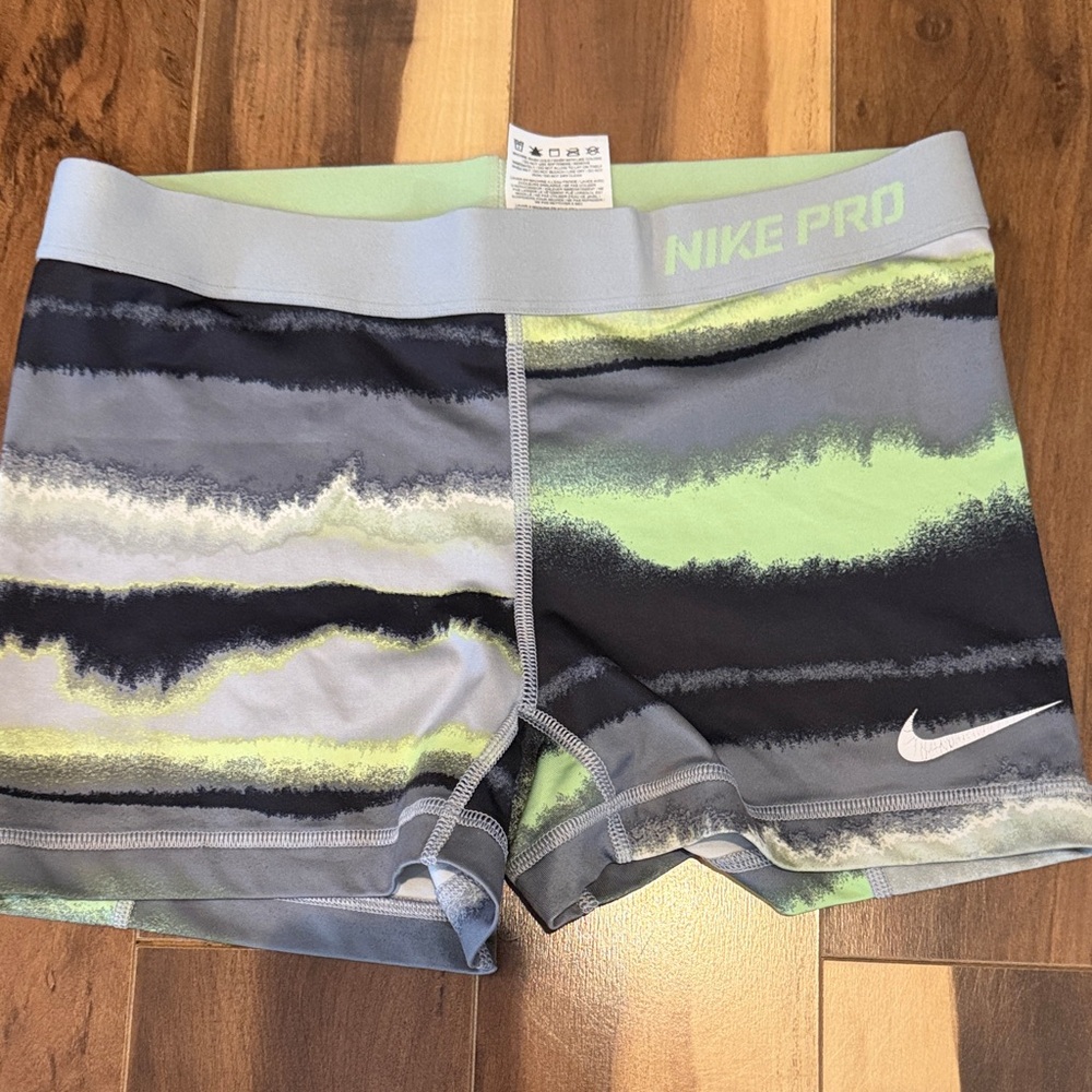 Nike Pro Green and Gray Patterned Shorts